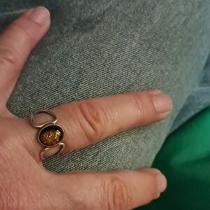 Lovely Sterling Silver And Amber Ring